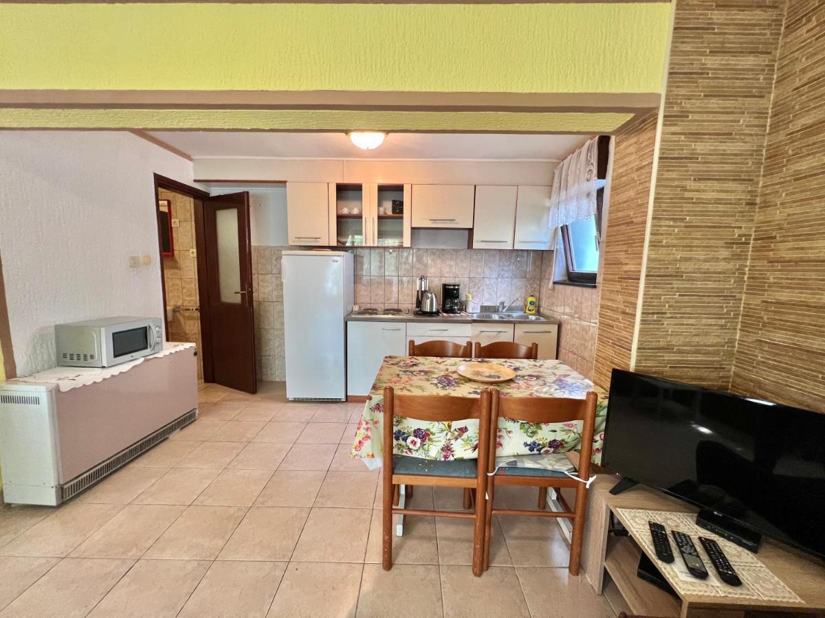 Apartmani Marija Dramalj Zewnętrze zdjęcie