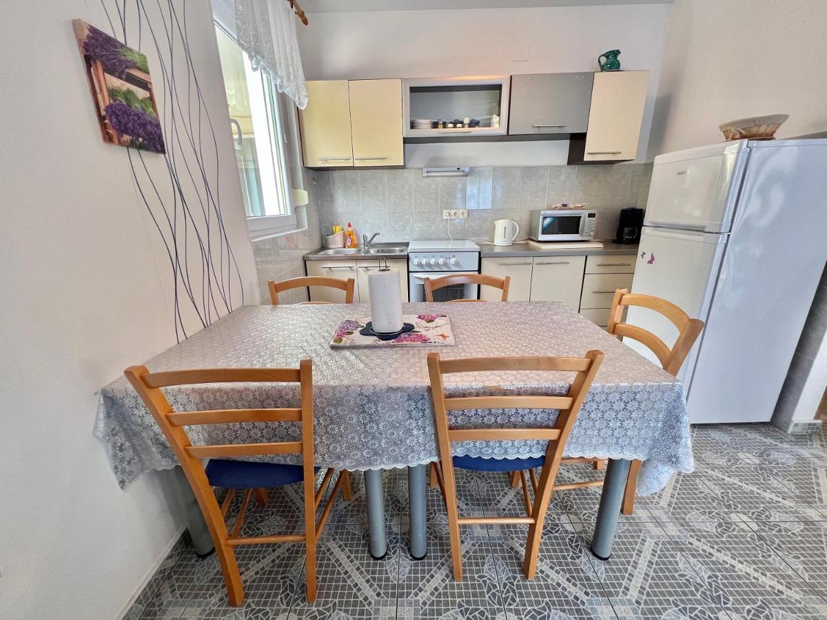 Apartmani Marija Dramalj Zewnętrze zdjęcie
